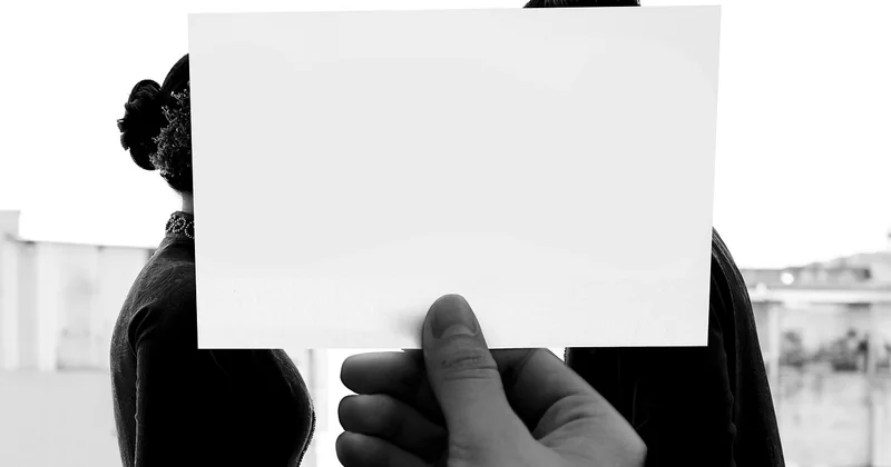 Quelles sont les 4 étapes pour régler les conflits ?